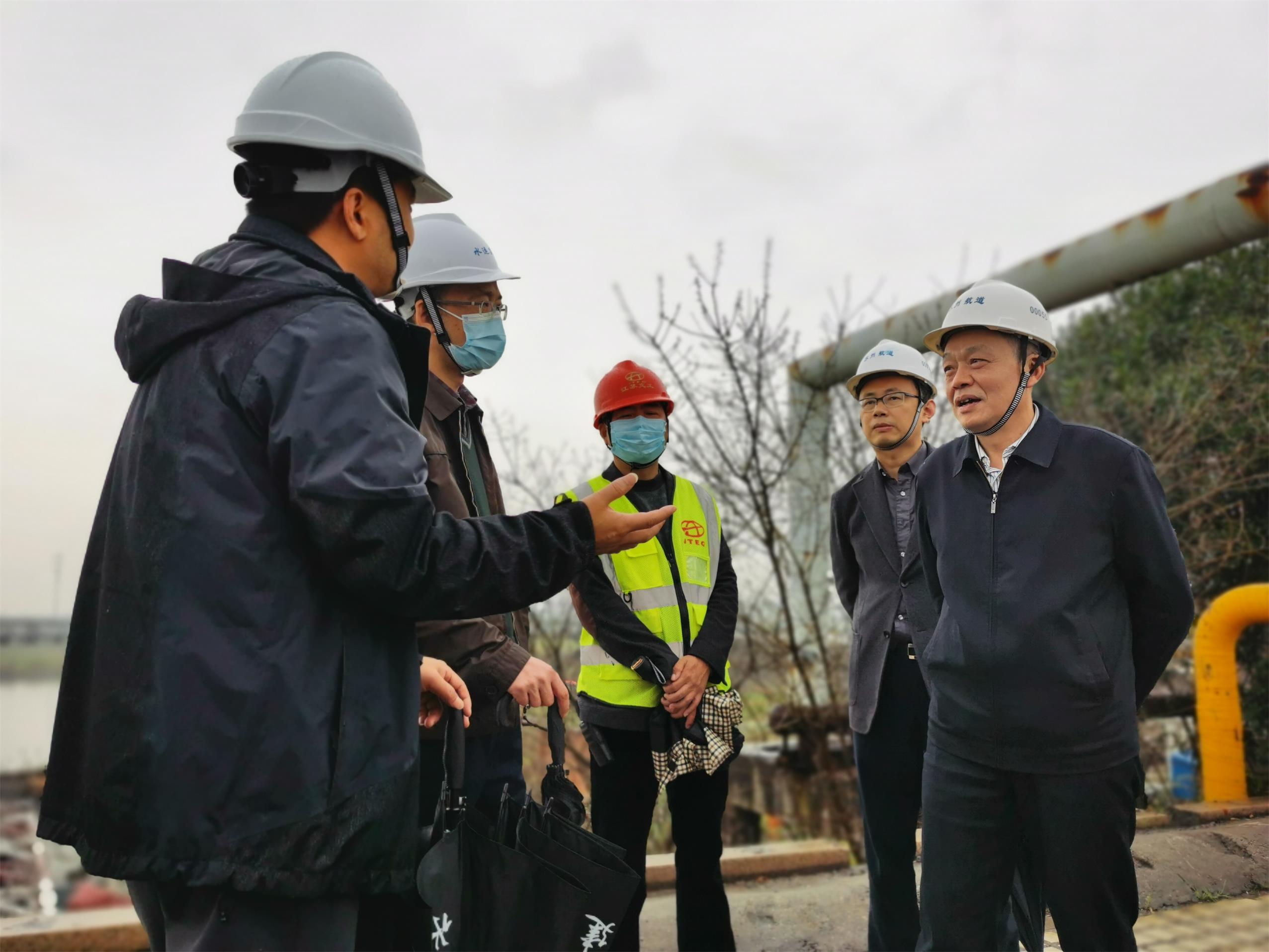 厅港航中心薛扬主任带队督查苏州水运重点工程