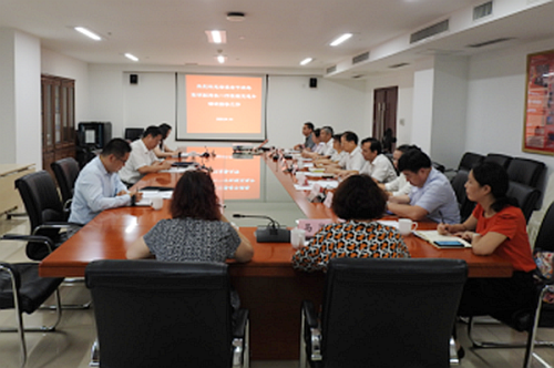 8 月 4 日省委老干部局陈明来省交通运输厅干这事